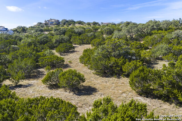 Listing photo id 7 for 13 Summit Pass