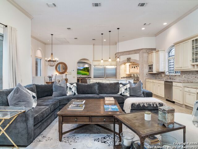 Image 19 of 45 For 2 Walford  