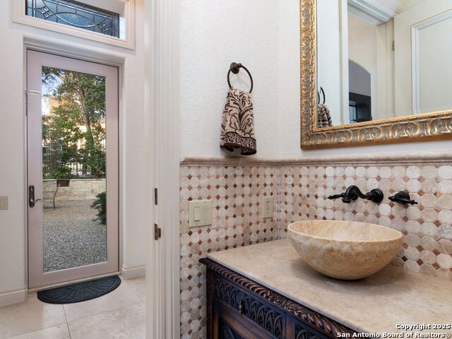 Image 27 of 45 For 2 Walford  