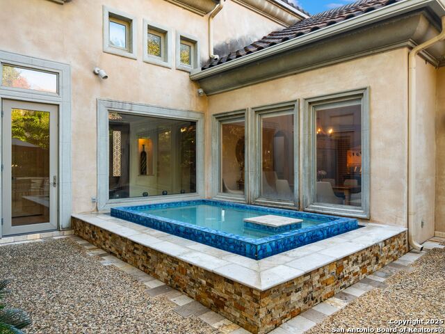 Image 38 of 45 For 2 Walford  