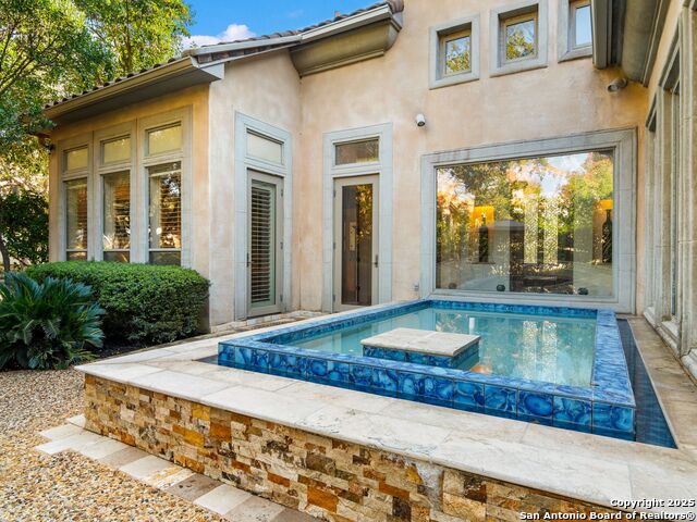 Image 40 of 45 For 2 Walford  