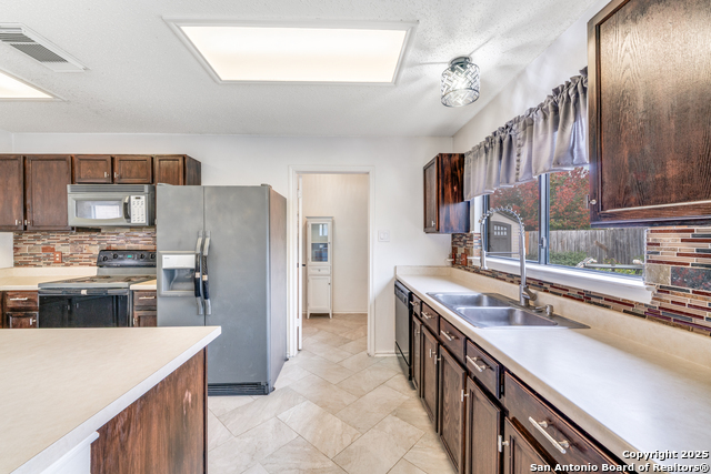 Image 9 of 25 For 1085 Stone Hollow