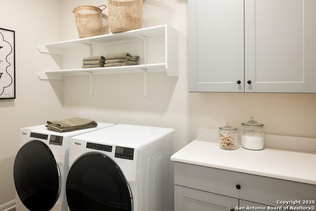 Image 10 of 19 For 717 Moki Place