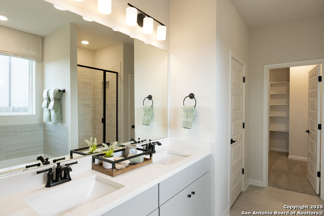 Image 13 of 19 For 717 Moki Place