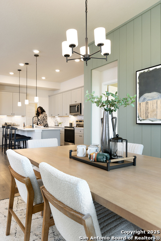 Image 6 of 19 For 717 Moki Place