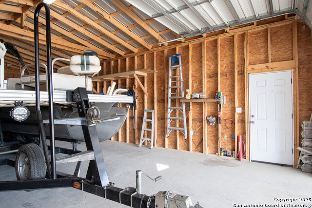 Listing photo id 40 for 5020 State Highway 163