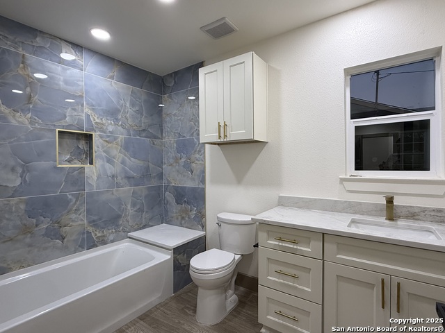 Image 14 of 20 For 422 Merry Ann