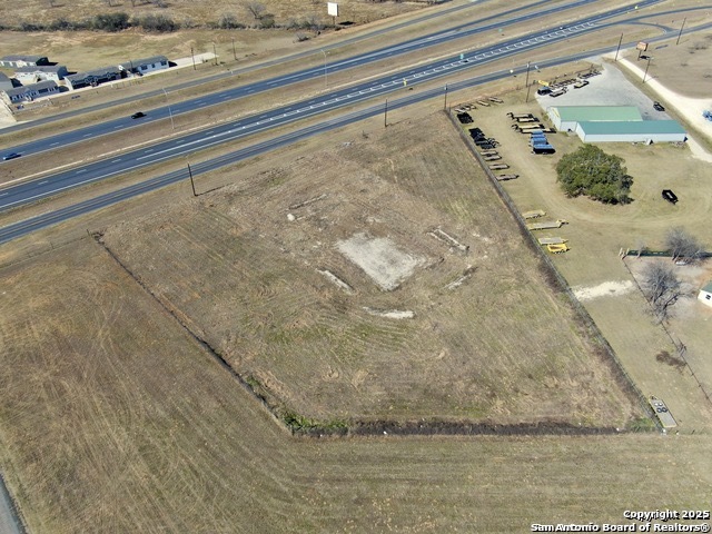 Details for 00 Ih 35  , Lytle, TX 78052