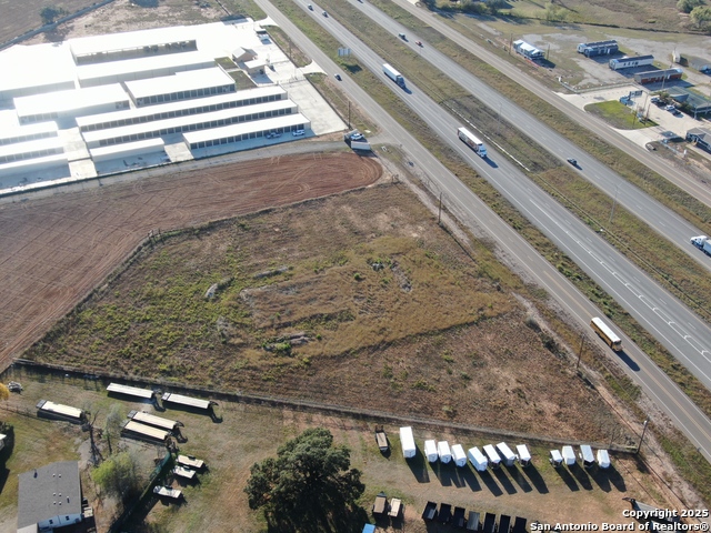 Listing photo id 1 for 00 Ih 35  