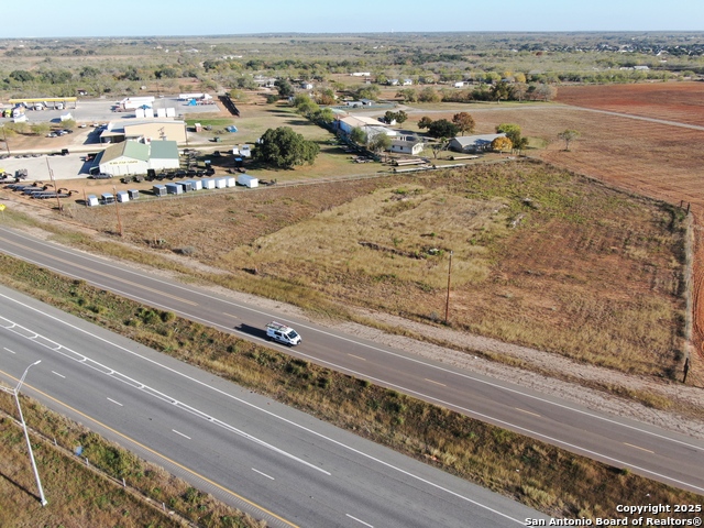 Listing photo id 4 for 00 Ih 35  