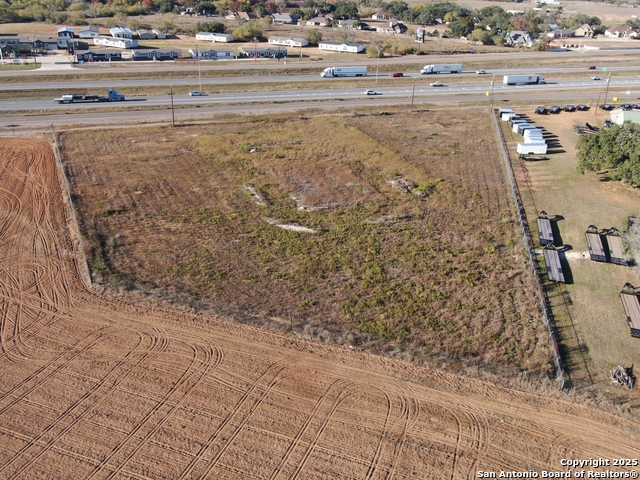 Listing photo id 5 for 00 Ih 35  