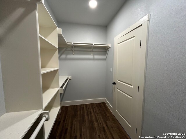 Image 21 of 27 For 123 Fairview  3