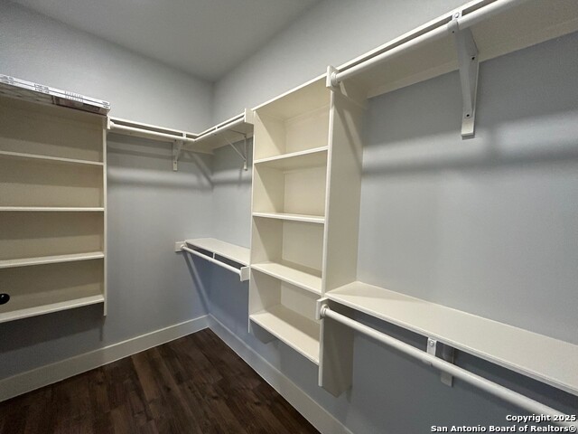 Image 22 of 27 For 123 Fairview  3