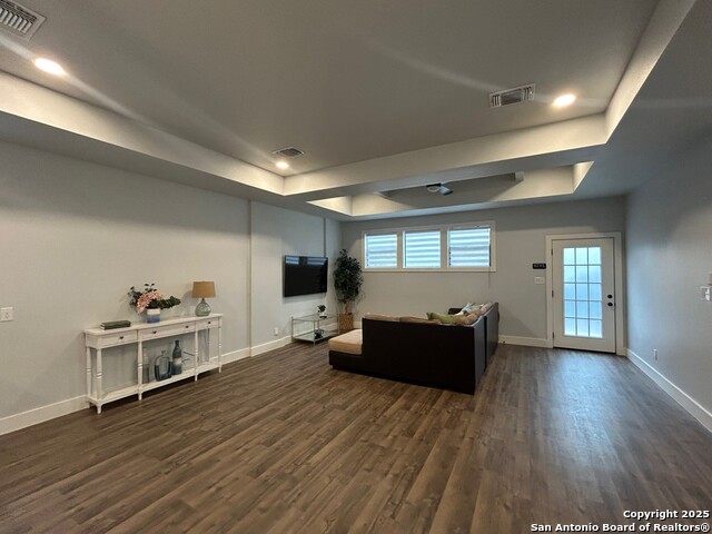 Image 3 of 27 For 123 Fairview  3