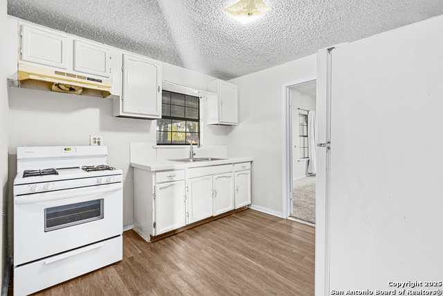 Listing photo id 13 for 321 Huntington