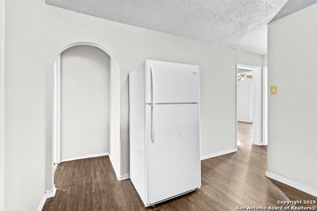 Listing photo id 18 for 321 Huntington