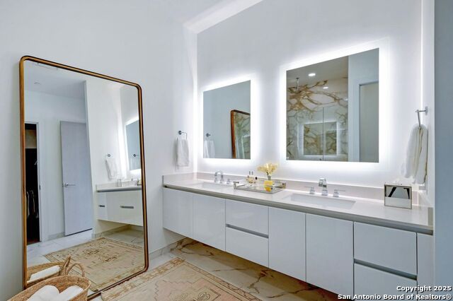 Image 15 of 35 For 123 Lexington  Apt 1410