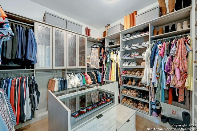 Image 18 of 35 For 123 Lexington  Apt 1410