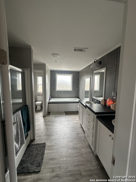 Image 25 of 26 For 1253 Cr 428  