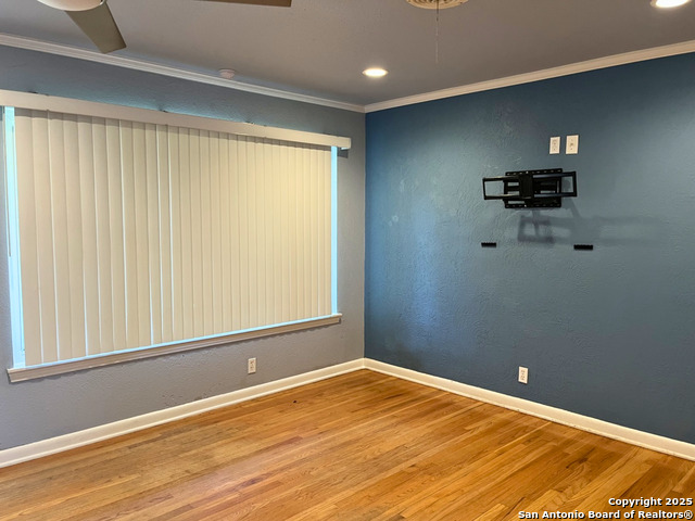 Image 4 of 12 For 2022 Odessa Dr