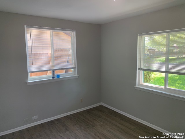 Image 9 of 12 For 4127 Hunters Gln