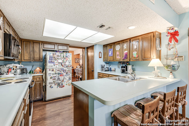 Image 11 of 30 For 2215 Sun Wood