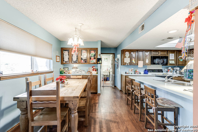 Image 13 of 30 For 2215 Sun Wood