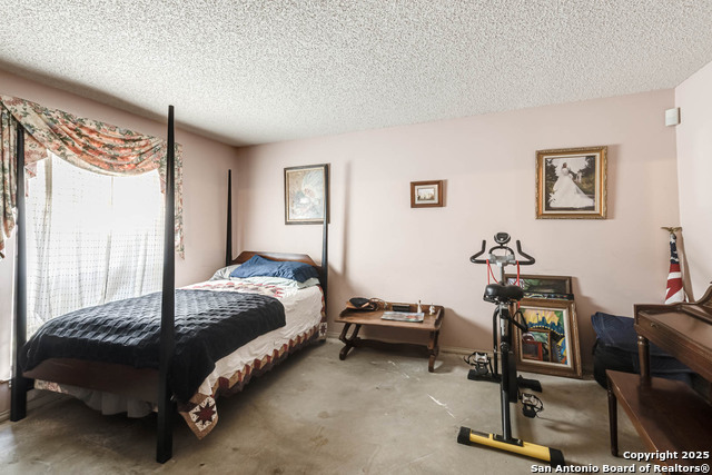 Image 18 of 30 For 2215 Sun Wood