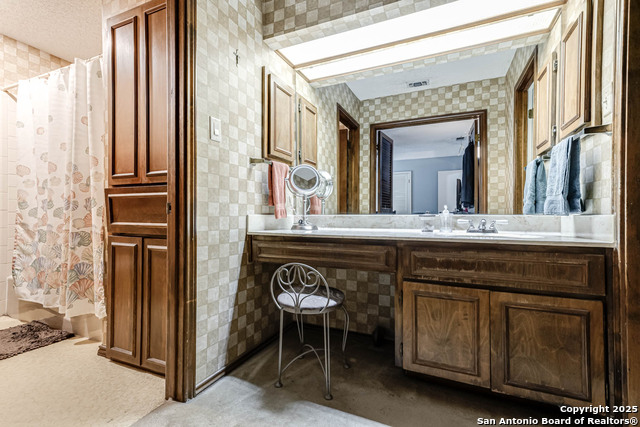 Image 21 of 30 For 2215 Sun Wood