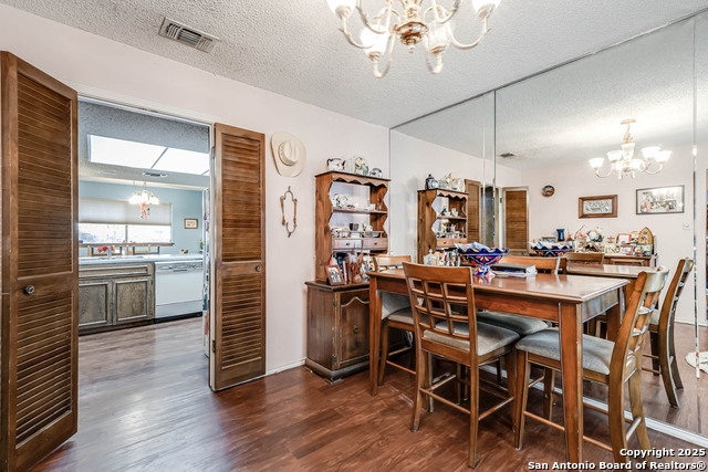 Image 8 of 30 For 2215 Sun Wood