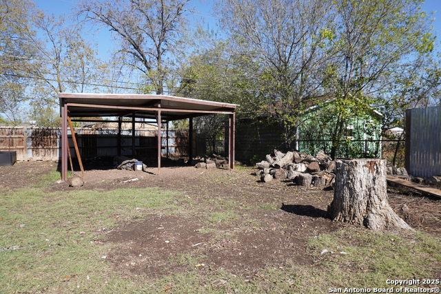 Image 34 of 36 For 257 Longview Dr