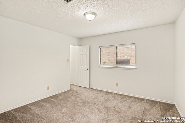 Image 13 of 16 For 2817 Lotus Park