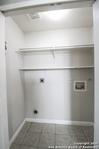 Image 16 of 21 For 530 Dukeway 2