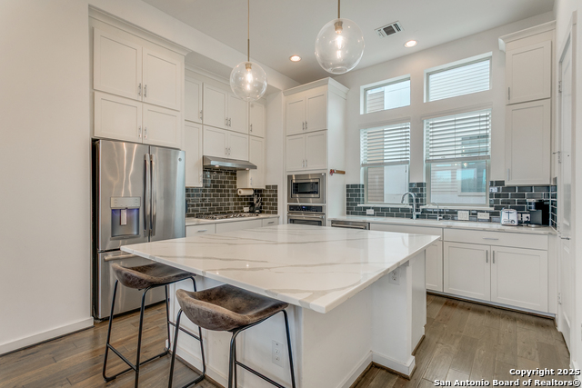 Image 20 of 36 For 132 Humphrey