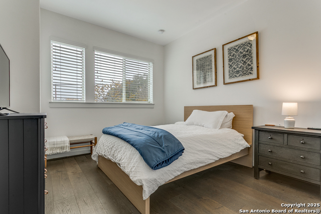 Image 30 of 36 For 132 Humphrey