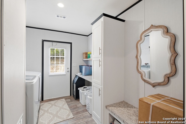 Listing photo id 20 for 1611 Fuller Dr