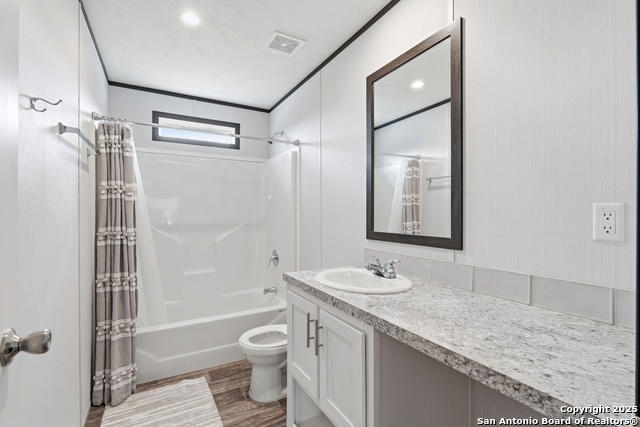 Listing photo id 23 for 1611 Fuller Dr