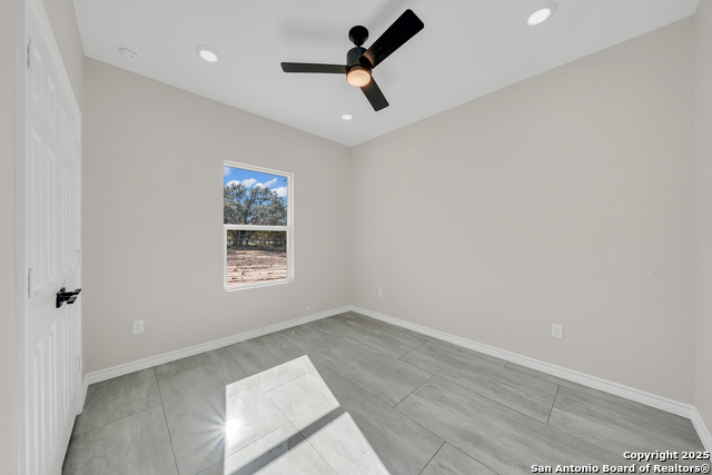 Listing photo id 13 for 816 County Road 6723