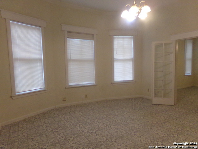 Image 7 of 18 For 418 Warren  