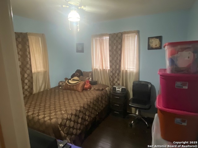 Image 5 of 9 For 2406 Roseville