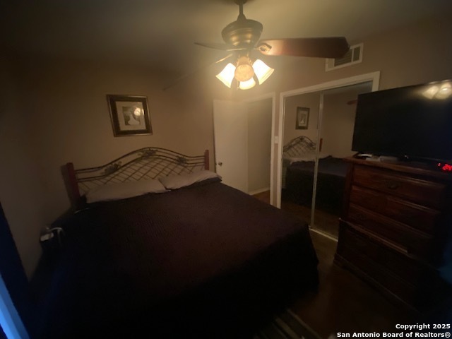 Image 7 of 9 For 2406 Roseville