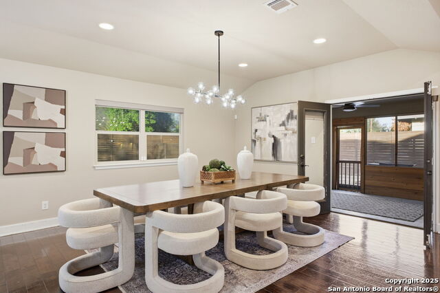 Image 20 of 50 For 1069 Ivy Ln  