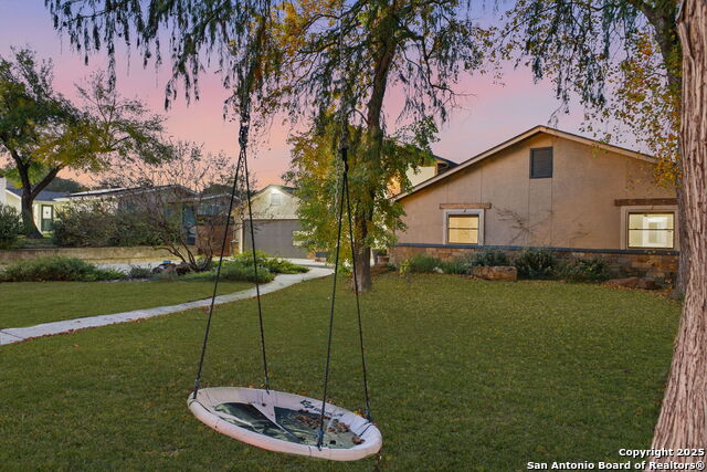 Image 4 of 50 For 1069 Ivy Ln  