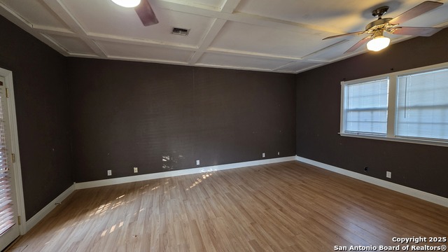 Listing photo id 4 for 6320 Fox Run