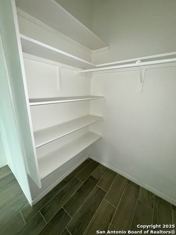 Image 9 of 9 For 811 Polk  