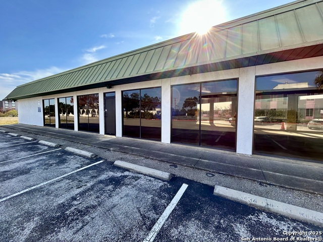 Listing photo id 1 for 3434 Cherry Ridge