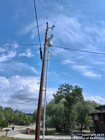 Image 4 of 7 For 1031 Eastview