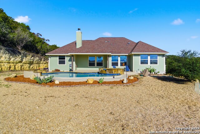 Listing photo id 24 for 189 Pr 1732  