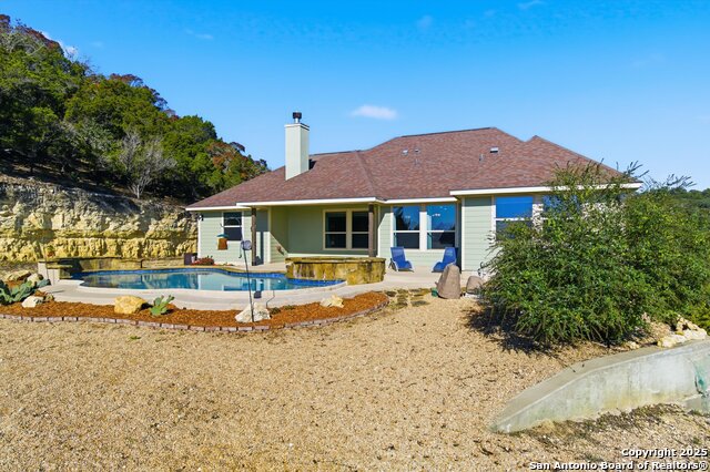 Listing photo id 25 for 189 Pr 1732  