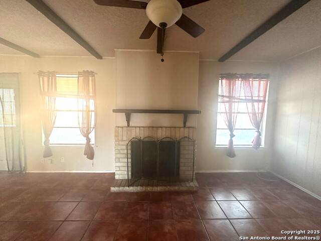 Listing photo id 10 for 9623 Caney Creek